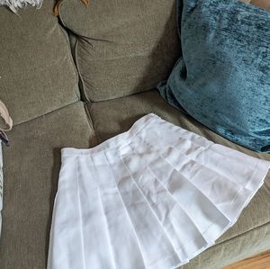 American Apparel White Pleated Skirt
